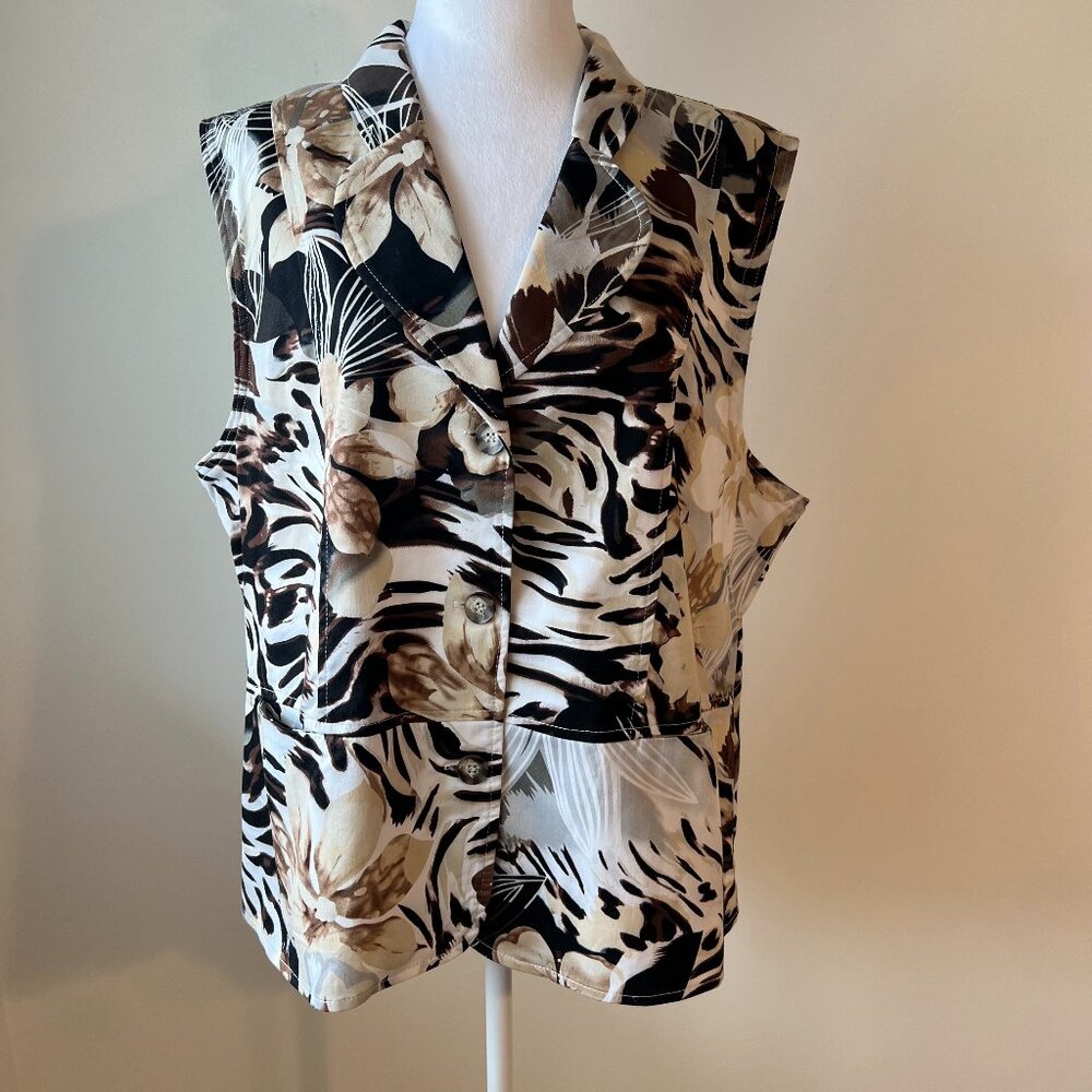 ✨Bold Animal Print Sleeveless Top/Jacket - Soft Works (Size 18)✨